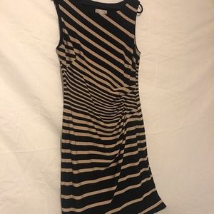 Established 1962 size 10 cream black women’s dress